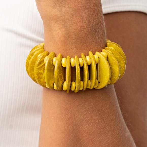 Tropical Tiki Bar - Yellow Bracelet - Picture 2 of 2